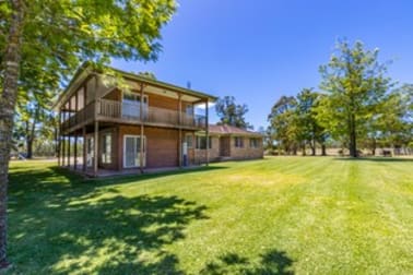 Click to view all images 40 Mowbray Lane Paterson NSW 2421 - Image 2