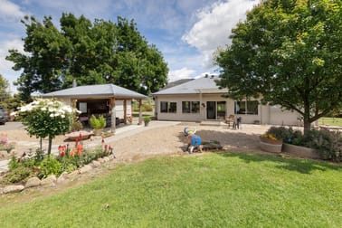 Click to view all images 7885 Murray Valley Highway Bullioh VIC 3700 - Image 3