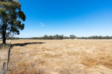 Click to view all images CA3/353 Alma-Bowenvale Road Bowenvale VIC 3465 - Image 2