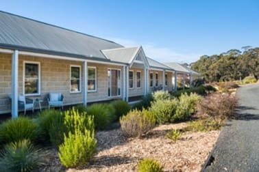 Click to view all images 233 Wallaby Hill Road Robertson NSW 2577 - Image 1