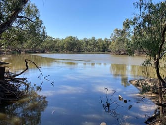 Sheepwash Lagoon - Echuca Moama on the Murray Road Moama NSW 2731 - Image 1