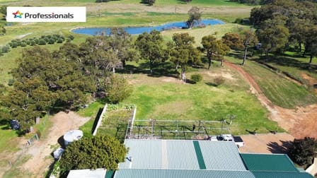 266 Hall Road Waroona WA 6215 - Image 3