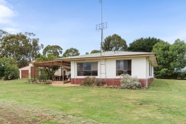 475 Crescent Road Simpson VIC 3266 - Image 2