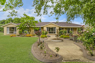 9 Peters Road Homerton VIC 3304 - Image 2