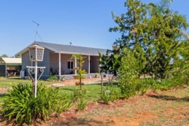 Click to view all images 248 Foxs Lane Marrar NSW 2652 - Image 2
