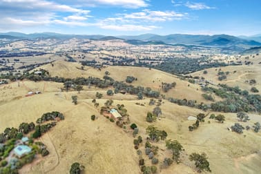 20 Godwills Road Mansfield VIC 3722 - Image 2