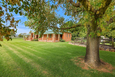 'Lyndhurst' 466 Ogunbil Road Tamworth NSW 2340 - Image 1