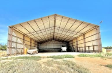 Click to view all images 379 Bennie Road Wirrulla SA 5661 - Image 3