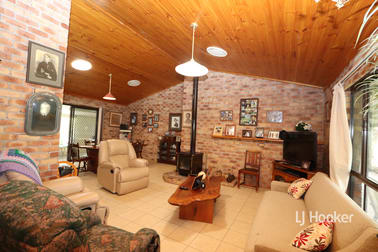83 Ditzells Drive Inverell NSW 2360 - Image 2