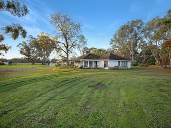 70 Holmes Road Benalla VIC 3672 - Image 2