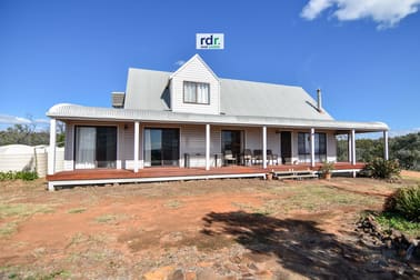 384 Yammacoona Estate Rd, DELUNGRA Inverell NSW 2360 - Image 1