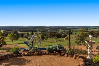 38 Redgum Court Wandering WA 6308 - Image 3