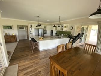 Click to view all images 3 McGrath Lane Applethorpe QLD 4378 - Image 3