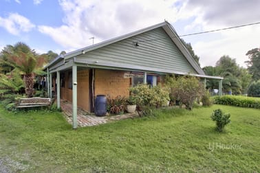 19 Gully Road Nowa Nowa VIC 3887 - Image 2
