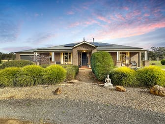 63 Crameri Road Carisbrook VIC 3464 - Image 1