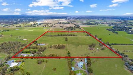 18 Farmers Lane Invermay VIC 3352 - Image 1