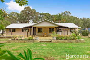 64 Newnham Road Lake Clifton WA 6215 - Image 2