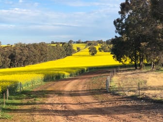25 Nebrikinning Road Cuballing WA 6311 - Image 2