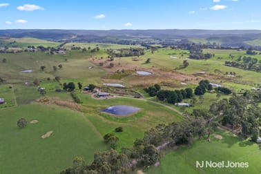 114 Burns Road Glenburn VIC 3717 - Image 3