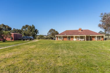 110 Stokes Lane West Riddells Creek VIC 3431 - Image 1