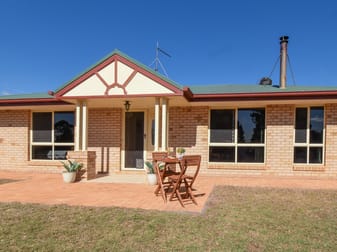 10 Delahaye Drive Leyburn QLD 4365 - Image 1