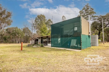 137 Aberdeen Road Gilgai NSW 2360 - Image 3