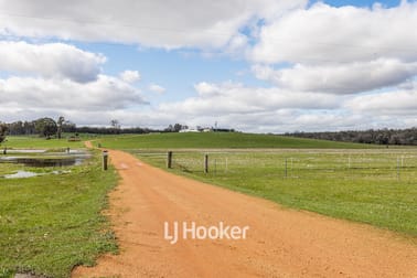 1591/ Yourdamung Road Palmer WA 6225 - Image 3