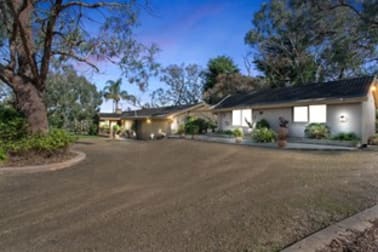 27 East Road Pearcedale VIC 3912 - Image 2