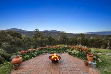 105 Ainsworth Avenue Chum Creek VIC 3777 - Image 1