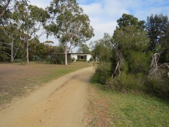 102 Four Post Road Deniliquin NSW 2710 - Image 2