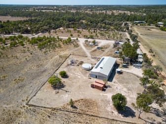 949 Selma Road Emerald QLD 4720 - Image 3