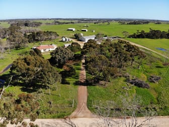 365 Ropers Road Menzies SA 5223 - Image 1