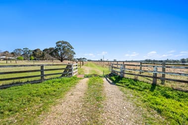 2/557 Munro - Stockdale Road Munro VIC 3862 - Image 2