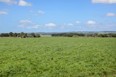 119 Middletons Road Larpent VIC 3249 - Image 2