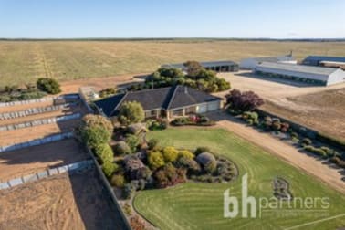 Click to view all images 4457 Hunter Road Nildottie SA 5238 - Image 1
