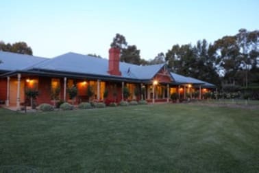 Click to view all images 1118 EAST BARHAM ROAD Barham NSW 2732 - Image 2