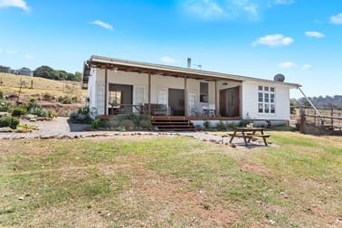 33 Izzard Road Whichello QLD 4352 - Image 3