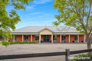 6 Wirrah Close Nowra Hill NSW 2540 - Image 2