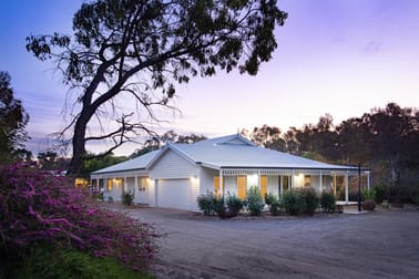 37 Brownes Lane Axedale VIC 3551 - Image 2