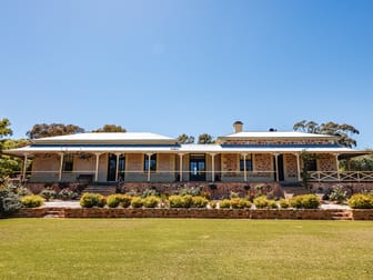 400 Main North Road Clare SA 5453 - Image 2