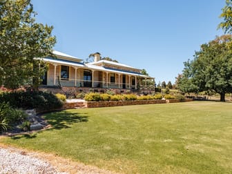 400 Main North Road Clare SA 5453 - Image 3