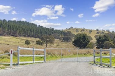 Click to view all images 10/854 Hoskinstown Road Bungendore NSW 2621 - Image 2