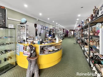 142 Boorowa Street Young NSW 2594 - Image 1