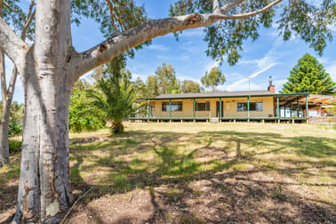 320 Toveys Road Chiltern VIC 3683 - Image 2