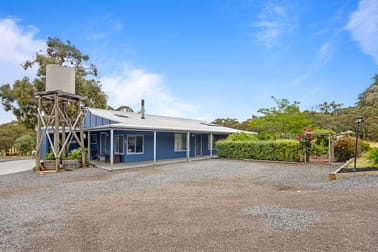 42 Log Cabin Lane Carngham VIC 3351 - Image 2