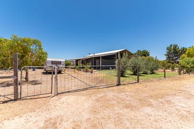 130 Tyrer Road Brookton WA 6306 - Image 2