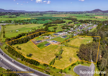 63 Emerald Drive Meroo Meadow NSW 2540 - Image 1