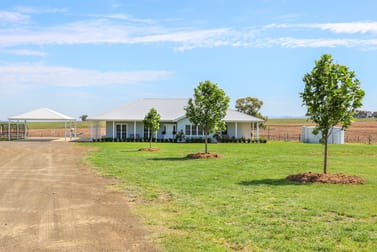 108 Skeltons Lane Tamworth NSW 2340 - Image 2