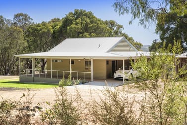 10533 Caves Road Deepdene WA 6290 - Image 2