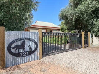 121 Nyah West Road Nyah West VIC 3595 - Image 2